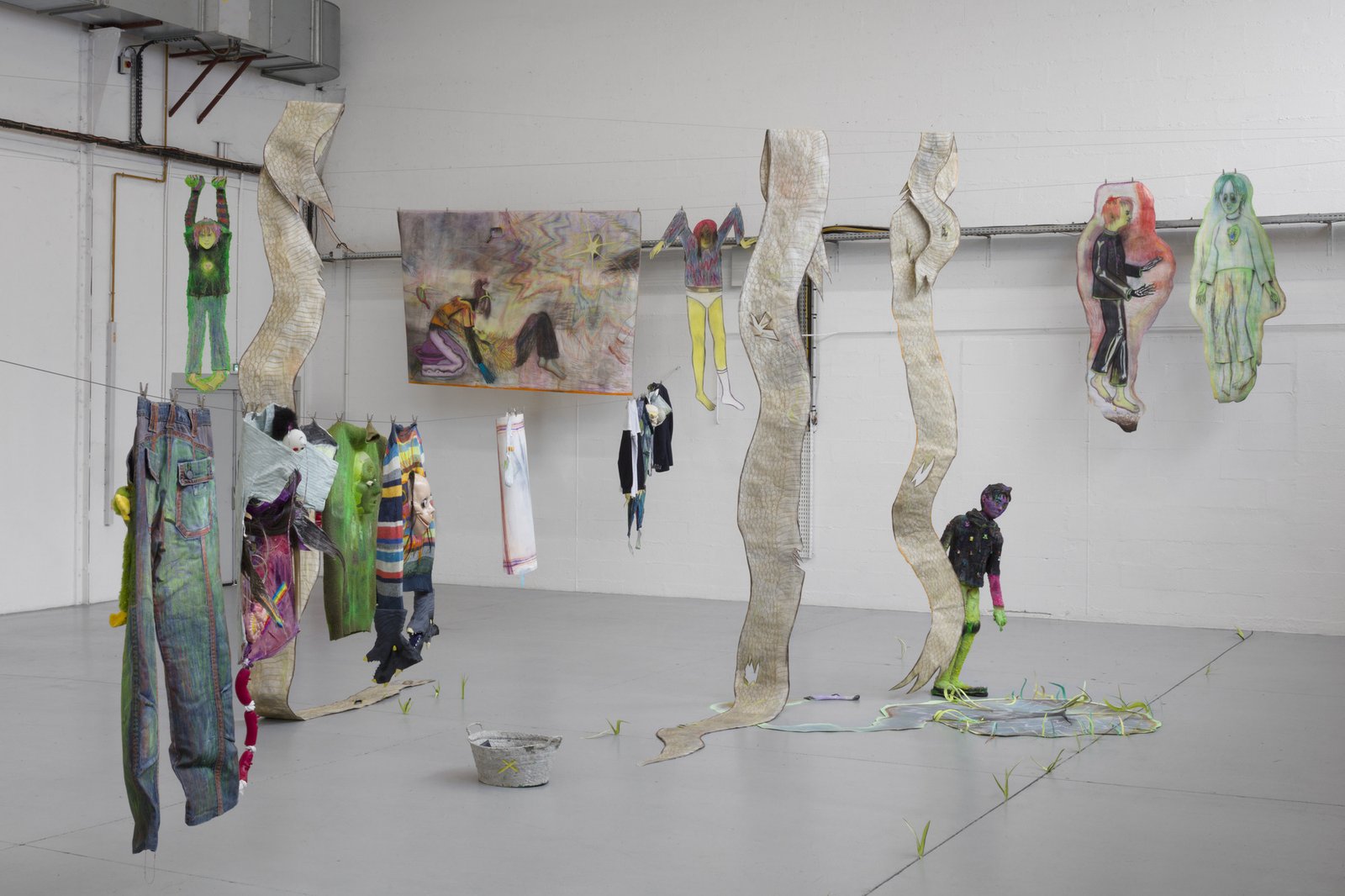 The Hoverers May 3 – June 28, 2025 Curated by Caterina Avataneo & La Tôlerie La Tôlerie, 10 rue de Bien Assis, 63100, Cl…
